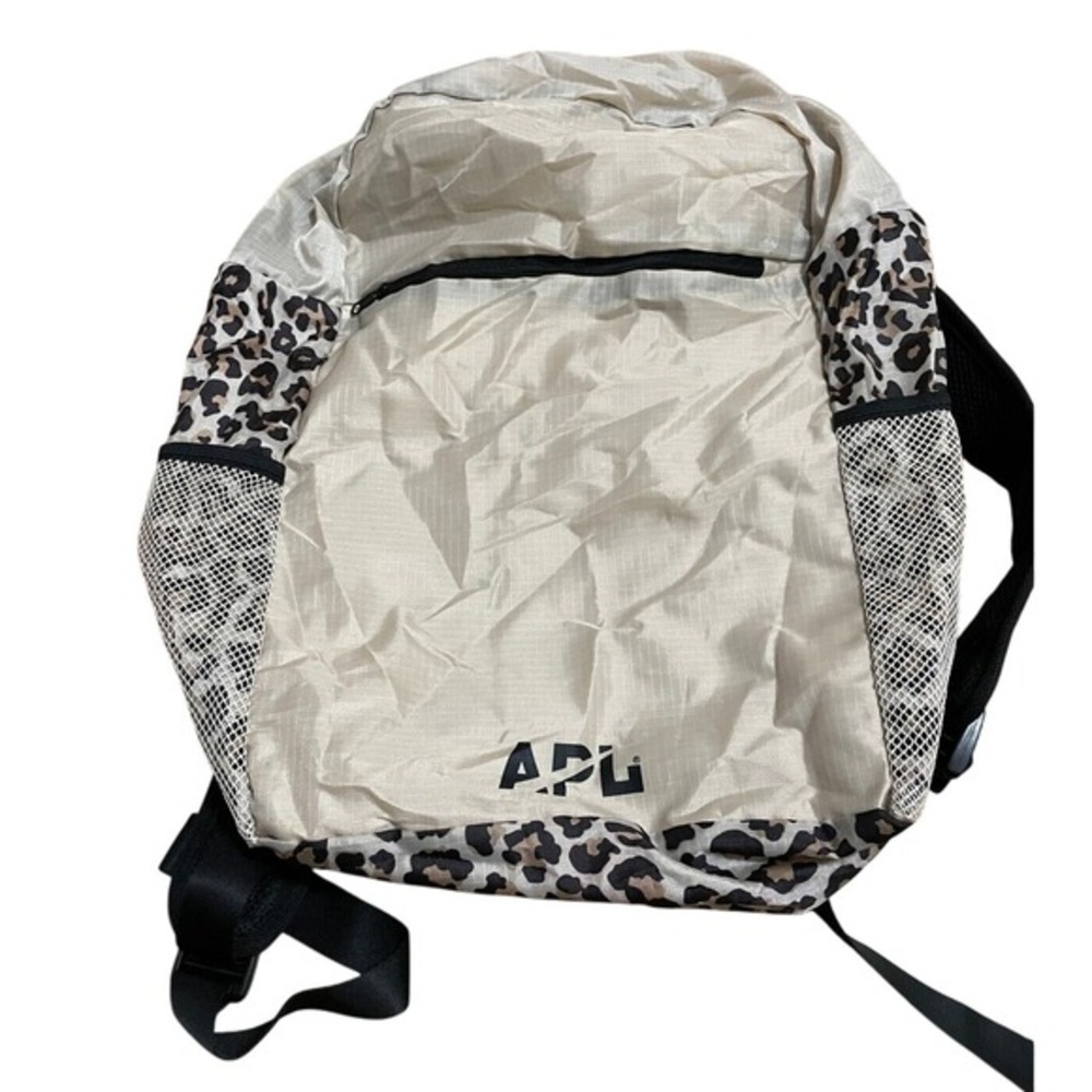 APL Backpack Beige Leopard Print Lightweight Travel Gym Bag‎